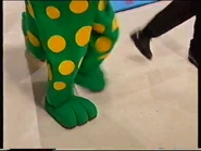 WakeUpJeff!294.png (429 KB) Dorothy's feet