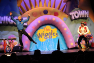 Captain and Anthony in "Wiggle Town Tour!"