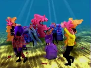 Henry'sUnderwaterBigBand(1999)31.png (716 KB)