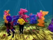 Henry'sUnderwaterBigBand(1999)8.png (704 KB)