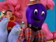 Henry'sUnderwaterBigBand(1999)48.png (695 KB)