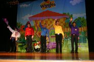 The Wiggles and Captain in "The 2008 Tour"