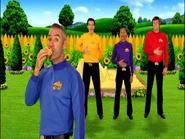 Anthony eating muffin in "Let's Eat!"