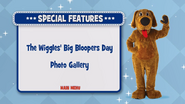 Special Features menu (Background music: Stop at the Lights)