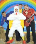 The Wiggles in promo picture of "'Here Come The Chicken