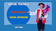 Special Features menu (Background music: Trains Rolling Down the Track)