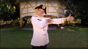 Goodbloke showcasing his jacket.