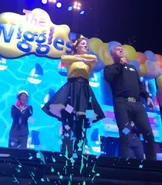 IMG 3056.jpg (310 KB) Jimmy in "Wiggle Pop! Big Show"