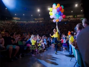 Emma and the audience