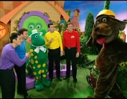 AtPlay70.jpg (55 KB)