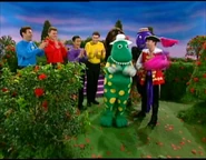 AtPlay89.jpg (59 KB) "Thank you, thank you, thank you."