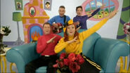 The Wiggles singing Emma's Special Bow