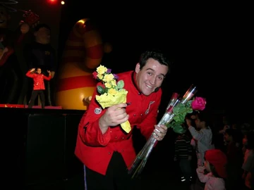 Moran with roses during a live concert in 2004.