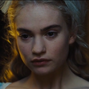 Ella en Cenicienta (2015).