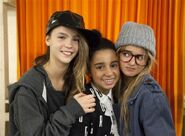 Mina, Lou et Karine dans le film.