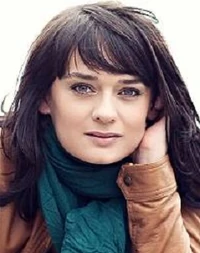 Karl-Line HellerÉcoutez sa voix sur RS Doublage