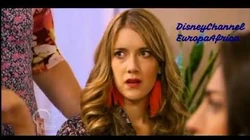 Jade_fait_ses_adieux_à_la_maison_Castillo