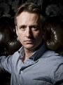 Linus Roache