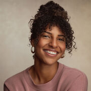 Chloe-Gentles-Headshot