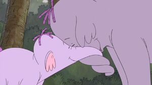 Winnie the Pooh - Lumpy and Mama Heffalump