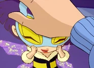 Zing's missing gloves.