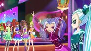 Winx-8x22-4