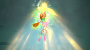 Flora combines the Breath of the Ocean's power with her Sirenix power.