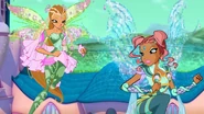 The behind part of Aisha's hair is missing.