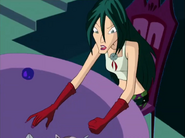 Lucy's gloves are not fingerless.
