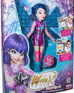 Fashion Doll 23cm Winx Magic Reveal Flor