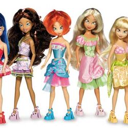 Winx club dolls giochi preziosi online