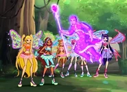 Stella's green wings and missing stockings. Aisha's sleeve is not completely there.