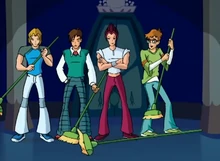 107 Специалисты со швабрами