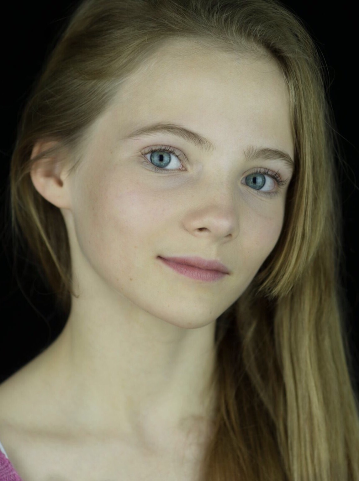 Freya Allan Witcher Wiki Fandom