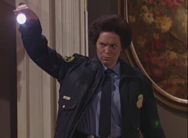 Elaine (Museum Security Guard)