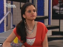 All Alex Russo Outfits in Season 3 of Wizards of Waverly Place – STRAPHIE