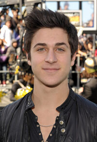 David Henrie