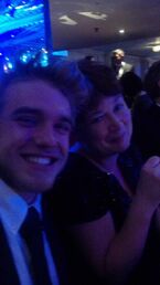 Tweeted by "@foz101": "Bobby and Helen @ #broadcastawards.....go wolfblood.".