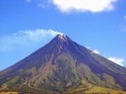 Mayon volcano05jpg