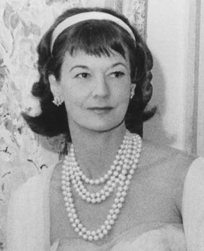 Betty Betz | Women In Comics Wiki | Fandom