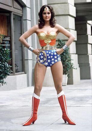 Wonder Woman Lynda Carter (Season 1)