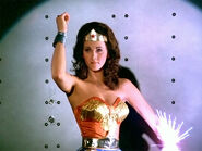 Wonder Woman entertains the audience with Bullets and Bracelets!