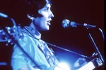 Joan Baez02.jpg (20 KB) Joan Baez in blue