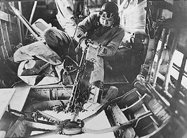 B-24 Gunner, Early