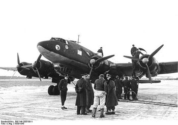 600px-Bundesarchiv Bild 146-2005-0011, FW 200 -Condor-