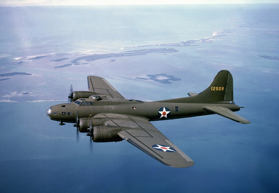 b17 flying fortress interior