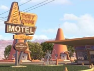 Cozy cone motel1.jpg (14 KB) Cozy Cone Motel in day