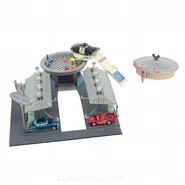 DiecastFlosV8Cafe.jpg (30 KB) Diecast