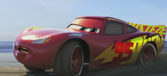 Lightning Mcqueen World Of Cars Wiki Fandom - cars 3 the movie roblox