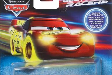 Disney Cars Flash McQueen Glow Racer brille dans le noir Voiture
